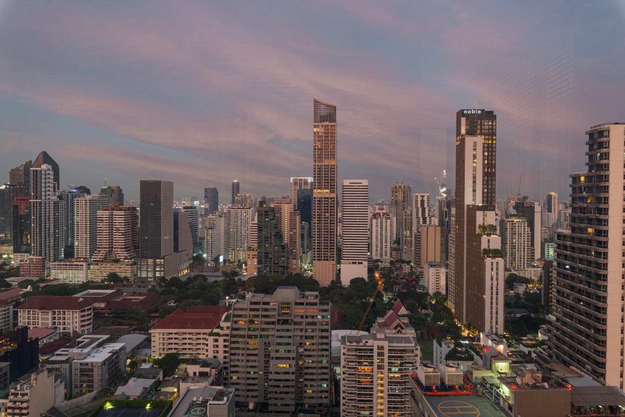 The Echelon Sukhumvit 11 By Lefoyer Banguecoque Exterior foto