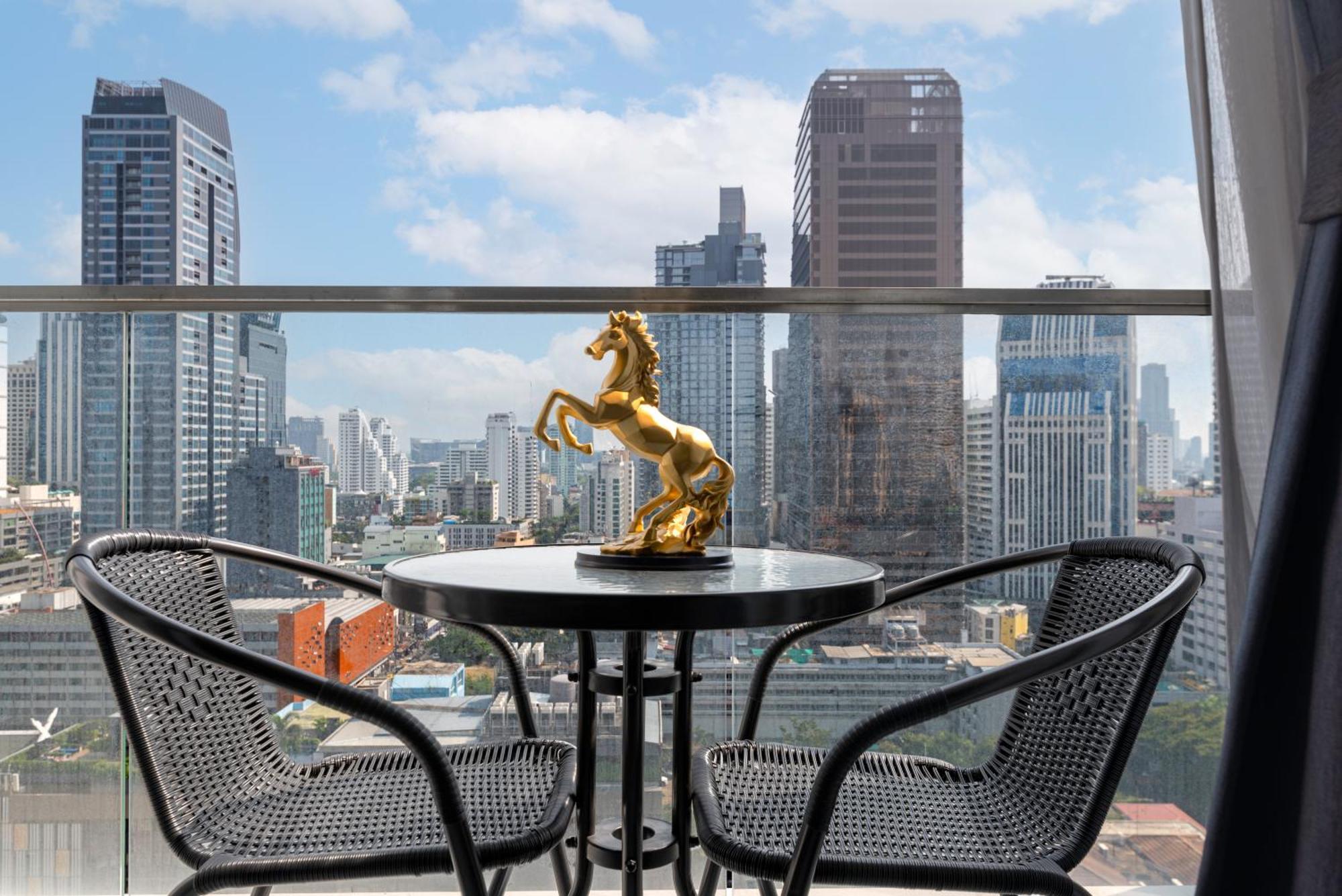 The Echelon Sukhumvit 11 By Lefoyer Banguecoque Exterior foto